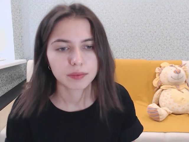 Live sex webcam photo for YourrAngell #269458037