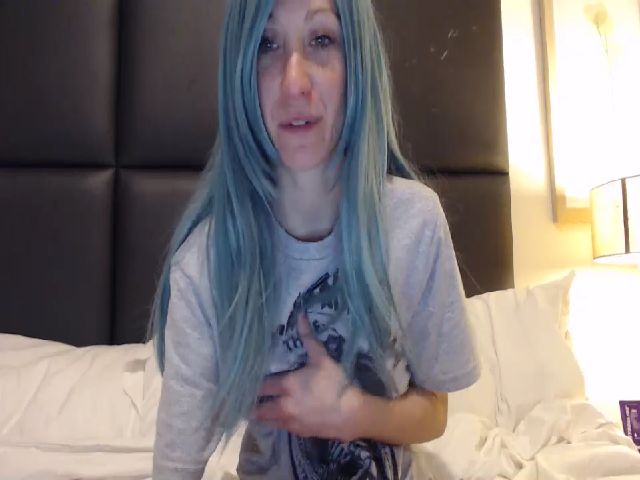 Live sex webcam photo for xKawaiiQueenx #269453473