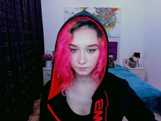 Live sex webcam photo for FionaClassy #269466373