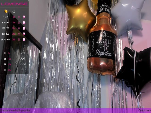 Live sex webcam photo for Violetatoo #269458002