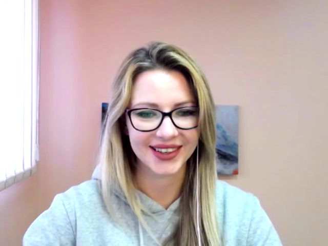 Live sex webcam photo for SweettDrream #269457146