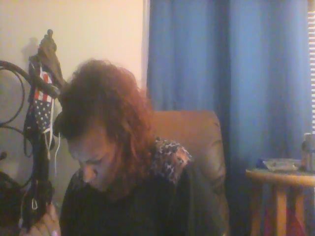 Live sex webcam photo for LailaRedd19 #269451946