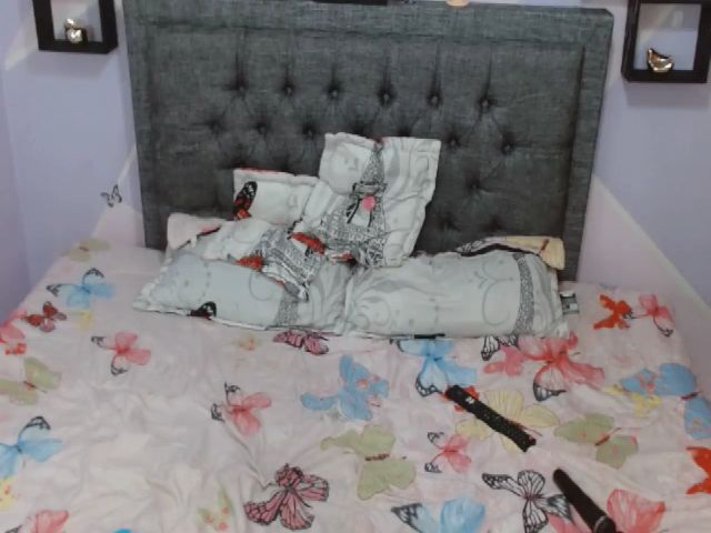 Live sex webcam photo for Emma_Bowis #269453599