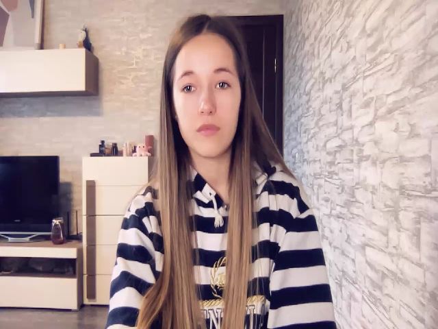Live sex webcam photo for YourSonya_ #269457150