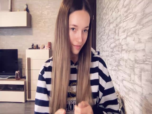 Live sex webcam photo for YourSonya_ #269457678
