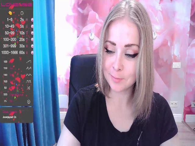 Live sex webcam photo for Nora_Reed #269458383