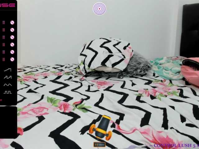 Live sex webcam photo for MeganCoppiano #269460370