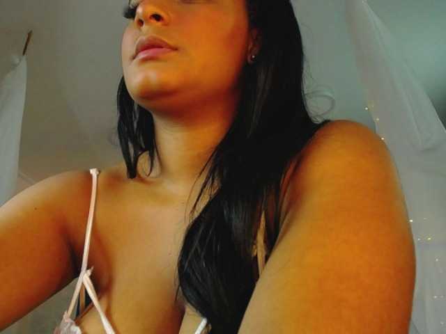 Live sex webcam photo for chelse-aryans #269465244