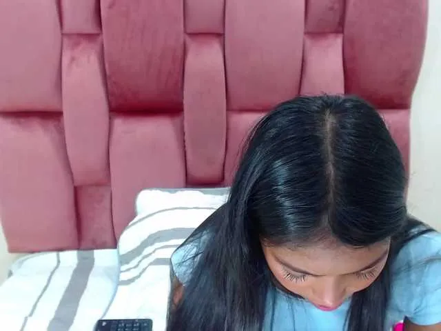 Live sex webcam photo for JessyVega #269451425