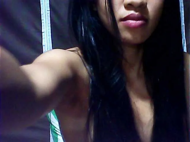 Live sex webcam photo for TIFFANIW #269455487