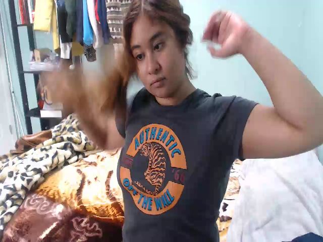 Live sex webcam photo for Baby_hotstuff #269466254