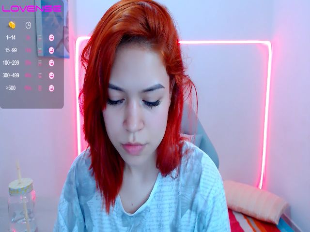 Live sex webcam photo for Jade_27 #269451770