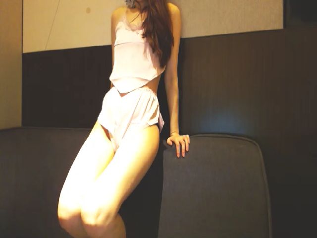 Live sex webcam photo for JapaneseGirl #269467467