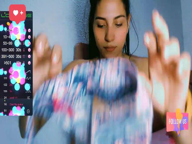 Live sex webcam photo for Emma_18x #269469352