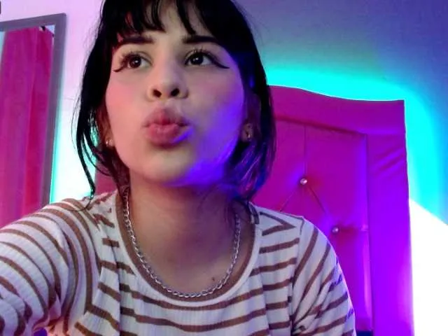 Live sex webcam photo for rousy-rhoades #269451112