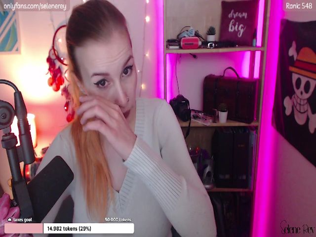 Live sex webcam photo for SeleneRey #269463671
