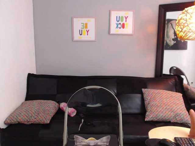 Live sex webcam photo for stormyxoxo #269465147