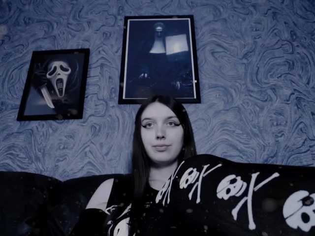 Live sex webcam photo for EllaDark #269460235