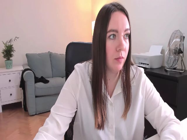 Live sex webcam photo for MartaDella #269452522