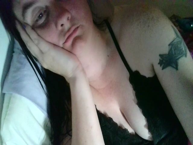 Live sex webcam photo for HarleyStar82 #269453762