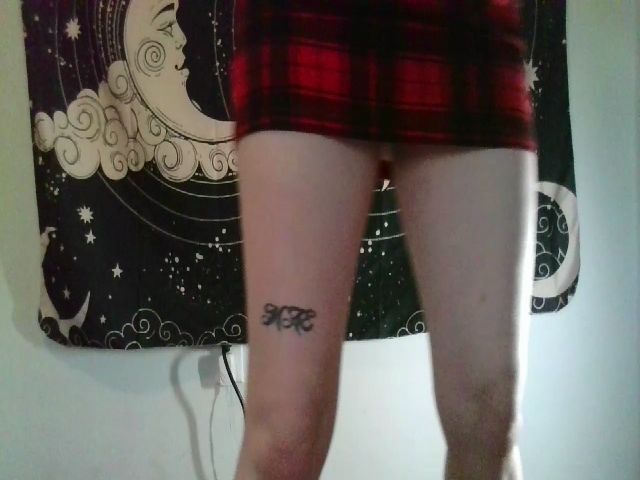 Live sex webcam photo for HarleyStar82 #269462656