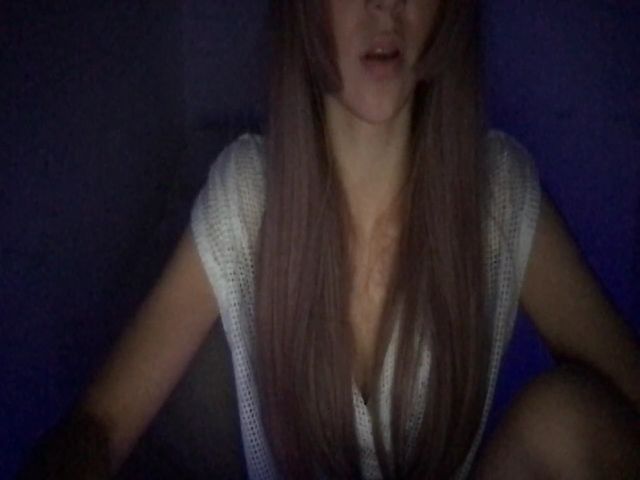 Live sex webcam photo for FannyBabby_ #269463490