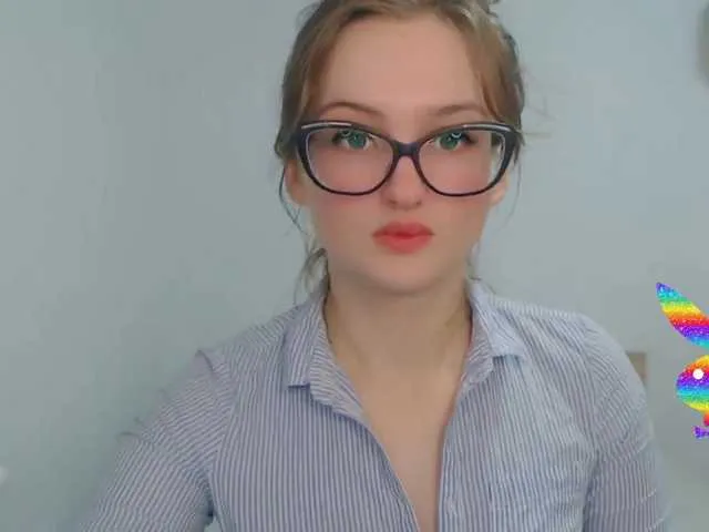 Live sex webcam photo for irisachka #269470395