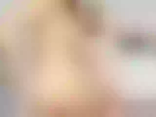 Live sex webcam photo for LuvC #269484430