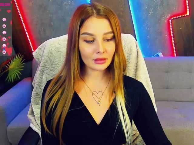 Live sex webcam photo for MillaDoll #269484951