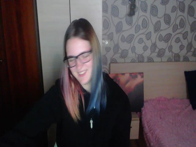 Live sex webcam photo for Ella_Hudson #269489473