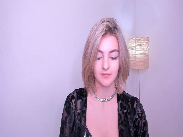 Live sex webcam photo for HelelGretta #269473485