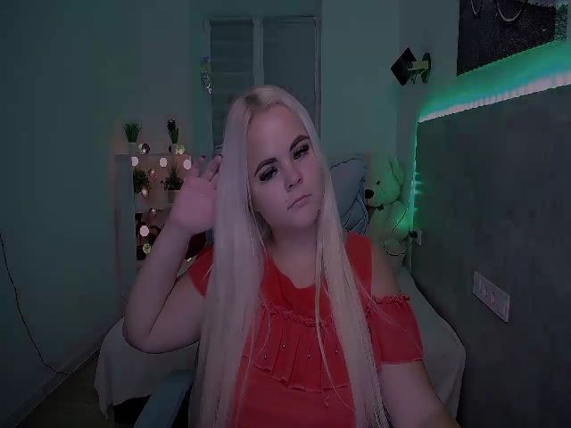 Live sex webcam photo for Jenni__fer #269473213