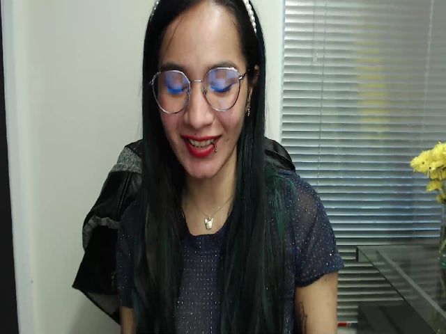 Live sex webcam photo for Pia_Smith_ #269487116