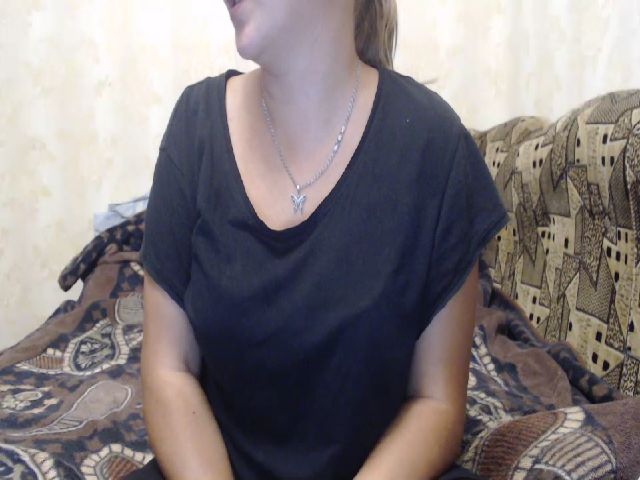 Live sex webcam photo for xxx_butterfly #269487897