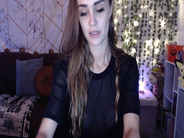 Live sex webcam photo for AudryLikes #269472230