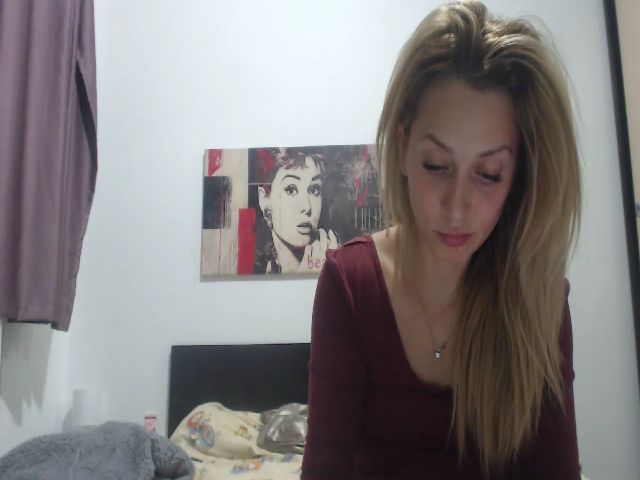 Live sex webcam photo for MonicaDiamond #269489086