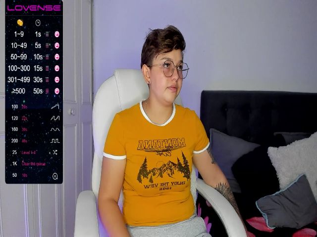 Live sex webcam photo for SalemJimenez #269472283