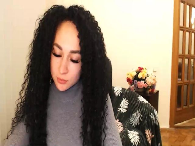 Live sex webcam photo for Space_Girly #269483377