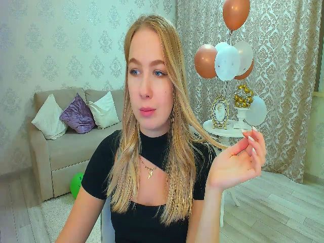 Live sex webcam photo for ElegantLook #269481813