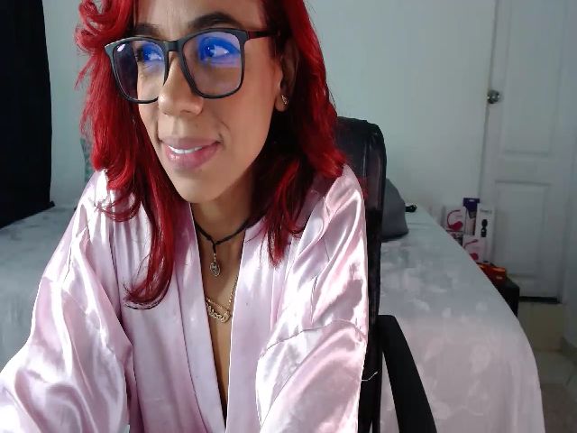 Live sex webcam photo for ViK_Chicas #269478942