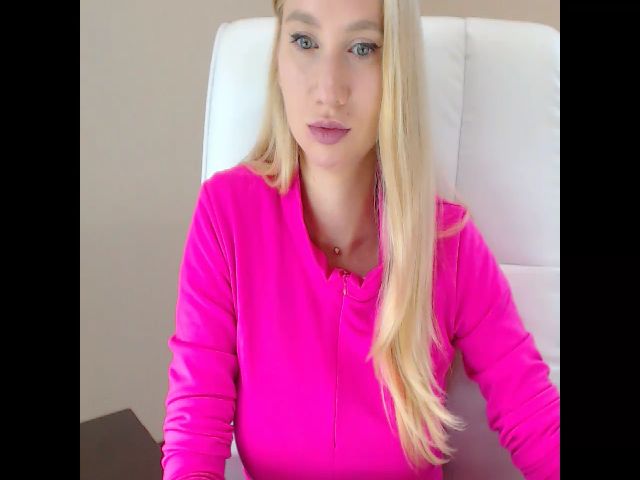 Live sex webcam photo for Miss_Sylvia #269483949