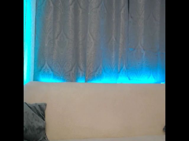 Live sex webcam photo for Miss_Selina4u #269487379