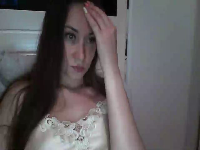 Live sex webcam photo for brunetteMia23 #269488017
