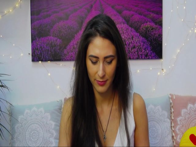 Live sex webcam photo for MaraW #269481350