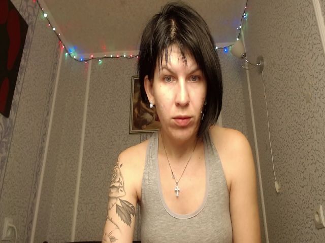 Live sex webcam photo for FragileFox #269486963