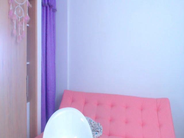 Live sex webcam photo for Bonnie_kiut #269472618