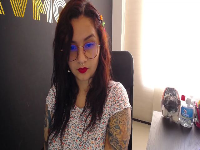 Live sex webcam photo for MissTiara_ #269482939