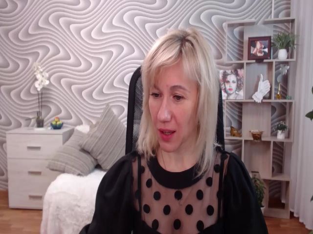 Live sex webcam photo for SvenIsolde #269486583