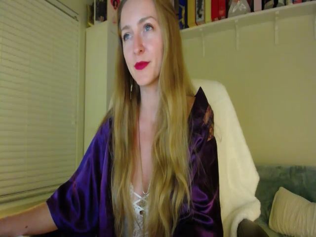 Live sex webcam photo for MissJules #269472725