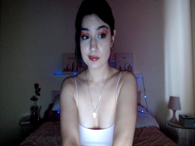 Live sex webcam photo for MonicaStown #269473226